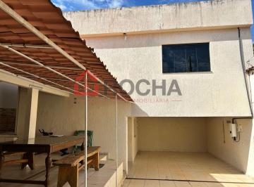 Casa de 5 quartos, Brasília · Quadra 15 - Casa com 5 quartos, conceito para morar até 2 famílias