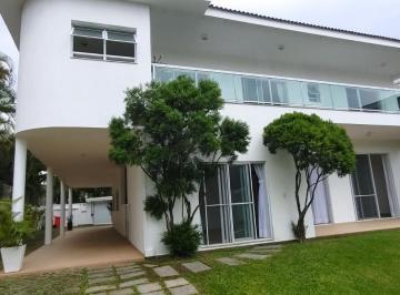 Casa · 1m² · 4 Quartos · 1 Vaga · Apresentamos uma residência verdadeiramente exclusiva, 4 suítes na Barra!