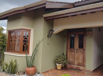 8b7a2c99-e3a7-4cc8-a1f8-2032394a429e · Sensacional casa para venda em Vila Petrópolis com 3 quartos, sendo 3 suítes, 402m²
