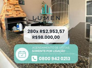 Casa de 2 quartos, Joinville · Casa à venda em Joinville, no América