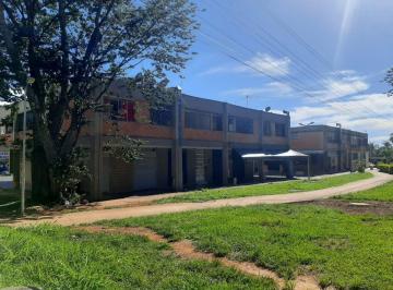 Apartamento de 3 quartos, Brasília · Tres quartos na 410 norte