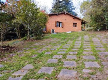 Rural de 4 quartos, Itapecerica da Serra · Chacara 4drmos 2 suítes 346 m2 das Palmeiras Itapecerica da Serra. $810.000