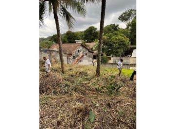 Terreno · 359m² · 2 Vagas · Imovel em Bom estado
