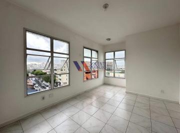 Comercial · 27m² · Sala de 24m² com banheiro para alugar no Centro de Betim.