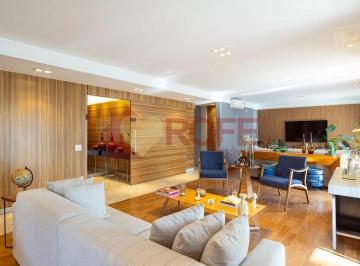 Apartamento · 250m² · 4 Quartos · 4 Vagas · Apartamento de 250m² com 4 suítes em Moema, com lazer completo