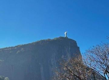 foto 1 · Apartamento à venda na Avenida Lineu de Paula Machado, Lagoa, Rio de Janeiro - RJ