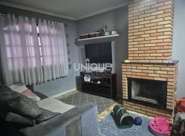 Casa · 192m² · 2 Quartos · 2 Vagas · Casa à venda com 2 dormitórios e quintal