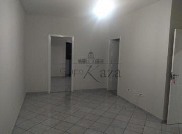 Casa · 370m² · 7 Quartos · 6 Vagas · Casa residencial com 3 casas separadas independentes e 2 pontos comerciais