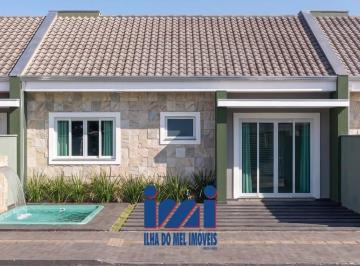 Casa · 80m² · 3 Quartos · 2 Vagas · Piscina, suite , vaga 02 garagens !!