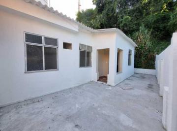 Casa · 60m² · 2 Quartos · Casa de Vila : / Residencial / Pechincha