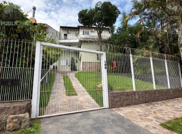Casa · 500m² · 7 Quartos · 4 Vagas · Casa de 6 quartos com vista panorâmica para o Guaíba