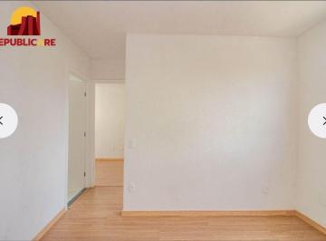 Apartamento · 41m² · 2 Quartos · 1 Vaga · Apartamento Reformado com 2 Dormitórios e Excelente Localização