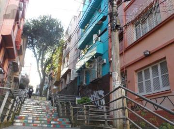 Apartamento · 47m² · 1 Quarto · Apartamento de 1 dormitório TÉRREO no Centro DESOCUPADO