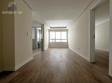 Apartamento · 48m² · 1 Quarto · 1 Vaga · Apartamento de 1 dormitório com suíte e vaga no Bairro Bom Fim