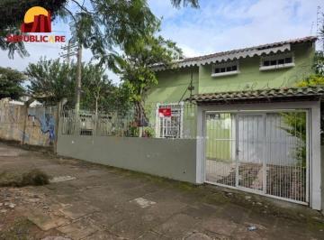 Casa · 150m² · 3 Quartos · 3 Vagas · Sobrado com Piscina, Garagem para 3 Carros e Espaço para Salão de Festas à Venda