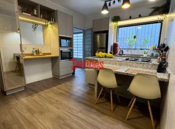 Casa · 118m² · 2 Quartos · 2 Vagas · Casa à venda térrea - Jardim California.
