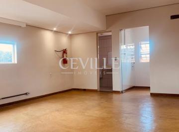 24 · Excelente loja comercial com 150 m