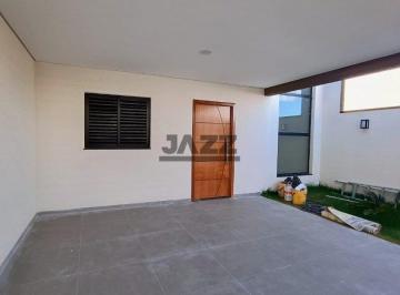 Casa · 136m² · 3 Quartos · 2 Vagas · Casa térrea 3 Quartos sendo 1 suíte no Portal dos Pássaros