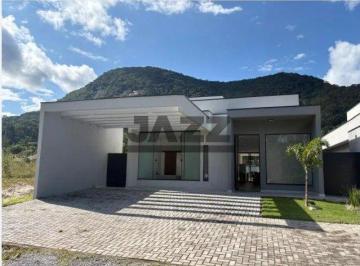 Casa · 225m² · 3 Quartos · 2 Vagas · Casa Nova de Alto Padrão à Venda no Condomínio Mar Verde II - Caraguatatuba/SP