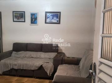 Casa · 135m² · 3 Quartos · 2 Vagas · QNP 14 | Casa com 3 Quartos - 1 Suíte | Ceilândia Sul