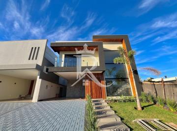 Casa · 246m² · 4 Quartos · 4 Vagas · VENDO Luxuoso Sobrado com Piscina e 4 Suítes no Parque Tauá