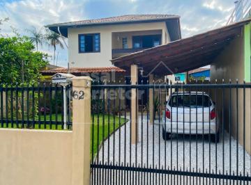 Casa · 275m² · 4 Quartos · Casa à venda no bairro Santa Rita - Brusque/SC