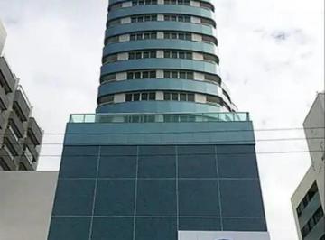 Apartamento · 80m² · 2 Quartos · 2 Vagas · Excelente cobertura vista mar para o Rio Vermelho