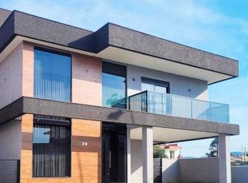 7ed540bdad827dd0ed80aa51cc19655229a67edf · Casa com 3 dormitórios à venda, 386 m² por R$ 1.950.000,00 - São João do Rio Vermelho - Florianópoli