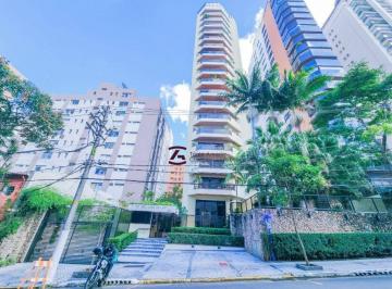 f62491eeeb18dcefacfa098794a4ace9a1f33d1e · em frente ao Colegio Dante Aligheire