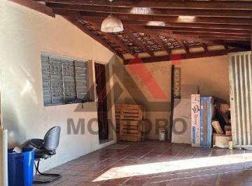 Casa · 282m² · 2 Quartos · 1 Vaga · Casa Padrão em Araraquara
