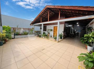 Casa · 230m² · 7 Quartos · 10 Vagas · CASA COM 3 QUARTOS E MAIS 2 APARTAMENTOS, IPANEMA, PONTAL DO PARANA - PR