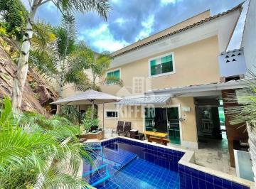 Casa Alto Padrão em Condomínio Fechado | 3 Quartos | Piscina | · Casa com 3 quartos à venda, 146 m² por R$ 700.000 - Tribobó - São Gonçalo/RJ