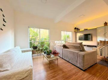 7ec1beabf3a47dbdc0e6be4232ddba6ee1b9d195 · Sobrado tríplex com 3 quartos, sendo 1 suíte à venda por R$ 850.000 - Tatuquara - Curitiba/PR