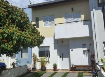 65177ac28fd4a6629999a22a35e9712086294eba · Linda casa condomínio bem localizado