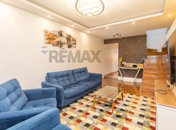 Casa · 150m² · 3 Quartos · 2 Vagas · Sobrado reformado e moderno com 3 dormitórios, suíte com varanda gigante, área gourmet completa, edí