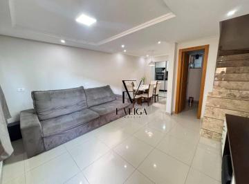 9d07803cce46947ecd23367809b078ca50537810 · TRIPLEX EM CONDOMÍNIO FECHADO, COM 3 QUARTOS, 2 VAGAS DE GARAGEM, FACE OESTE, LOCALIZADO NO SITIO CE