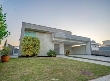 Casa · 270m² · 3 Quartos · 4 Vagas · Condomínio com 3 quartos à venda em Centro - SP