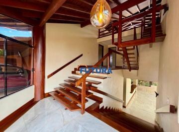 2b50f0b45843a8c2f6a67fa2e46b8db246632f84 · Casa com 3 Suites Reformada no Cond. Ville de Montagner