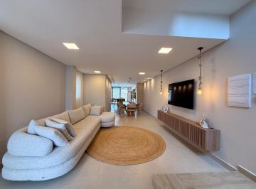 Casa · 270m² · 4 Quartos · 2 Vagas · Sobrado Único em Itapoá a 100m do mar - Imperdível.