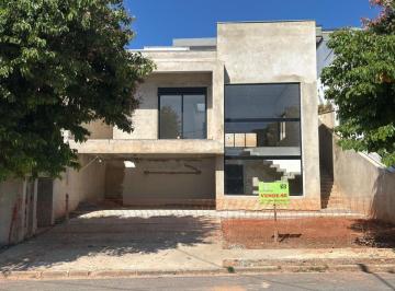 Casa de 3 quartos, Cotia · Casa de 205 m² com 3 suítes à venda no Residencial dos Lagos