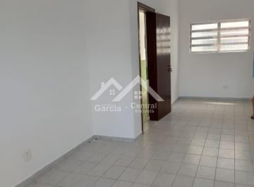 Comercial · 36m² · Sala comercial para locação no Centro de Peruíbe-SP: 1 sala, 1 banheiro, 36,00 m². Venha conferir!