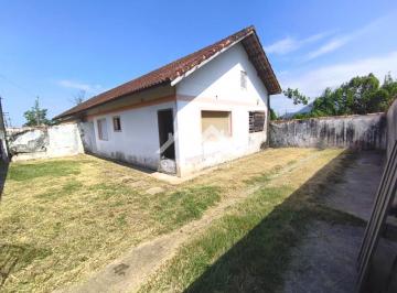 Casa · 61m² · 2 Quartos · 4 Vagas · Casa em Peruíbe