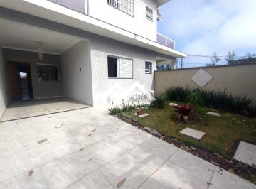 Casa · 80m² · 2 Quartos · 2 Vagas · Casa em Peruíbe