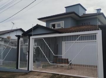 Casa · 3 Quartos · 2 Vagas · Excelente sobrado para venda