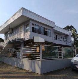 Casa · 400m² · 4 Quartos · 2 Vagas · EXCELENTE CASA MOBILIADA NA IGARA