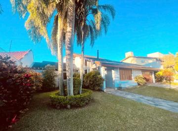 Casa · 274m² · 2 Quartos · 2 Vagas · CASA PARA VENDA NO BAIRRO IGARA