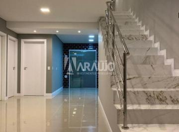 Casa · 155m² · 3 Quartos · 1 Vaga · Casa geminada com 1 suíte + 3 dormitórios à venda na Meia Praia em Navegantes
