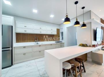 lasiepvqpnzc1771037078010.jpg · Apartamento mobiliado com 2 suítes na Praia Brava em Itajaí