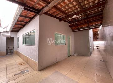 Casa · 100m² · 4 Quartos · 1 Vaga · Terreno com 2 casas no bairro São Vicente em Itajaí