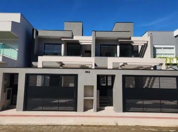 Casa · 165m² · 3 Quartos · 2 Vagas · Sobrado com 3 dormitórios à venda no Ressacada de Itajaí